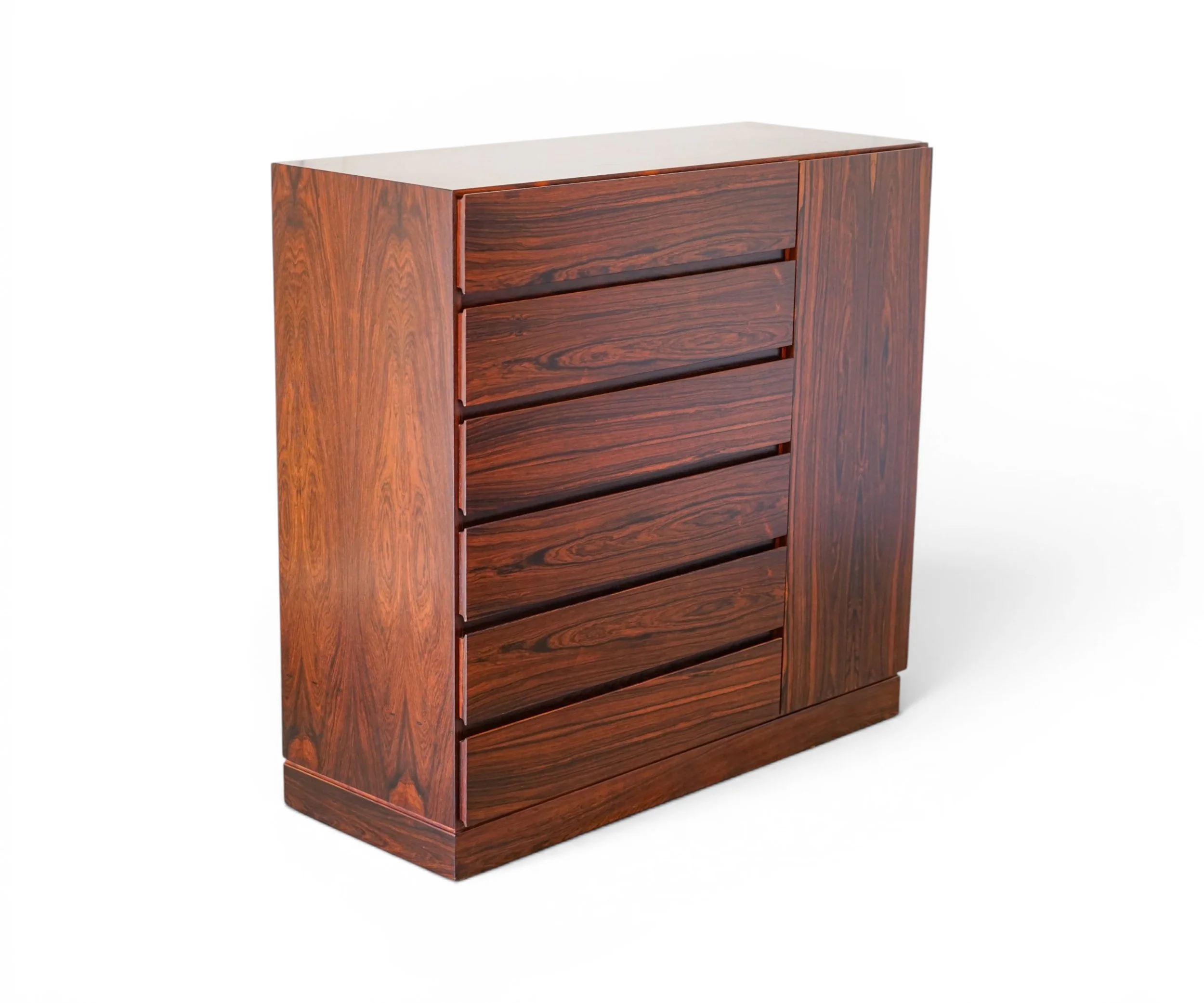 Vintage Arne Wahl Iversen Model 122 Teak Dresser for Vinde